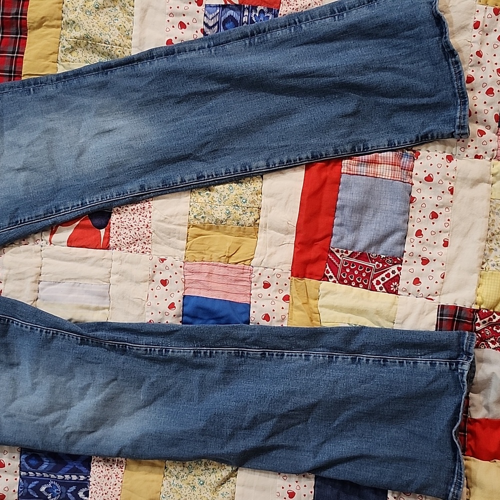 American Eagle Kick Boot Jeans - Picture 6 of 10